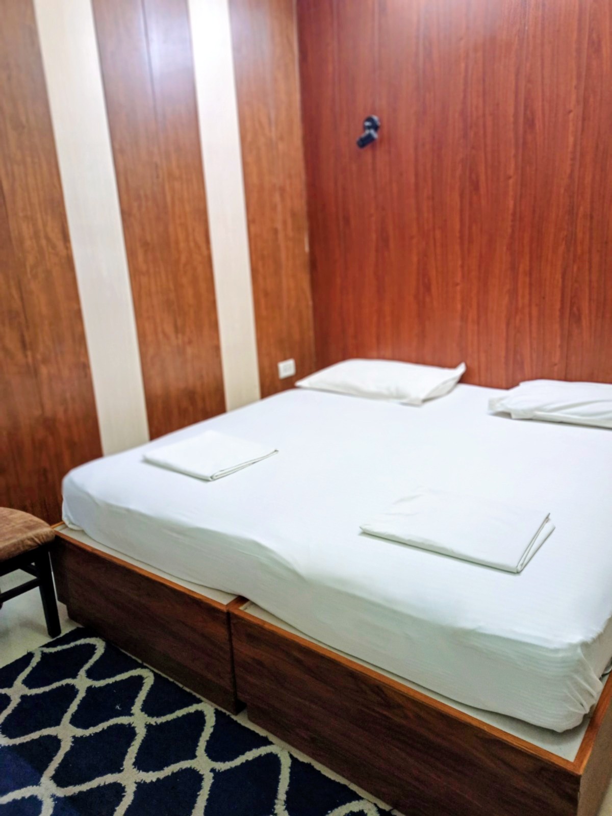 Alka AC Common bath